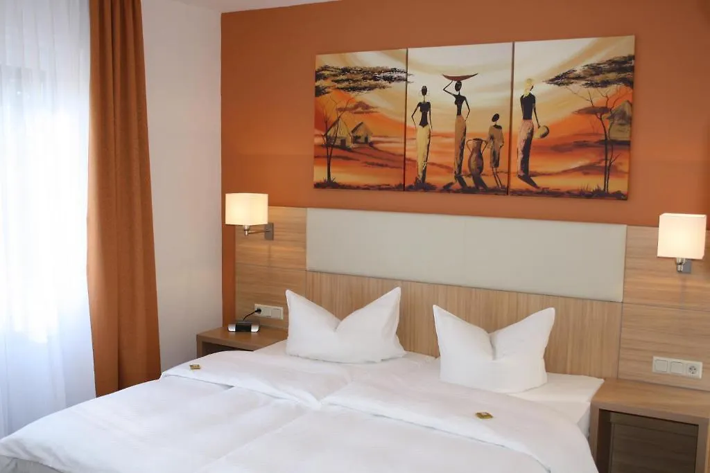 Hotel Am Schwimmbad Hattersheim am Main