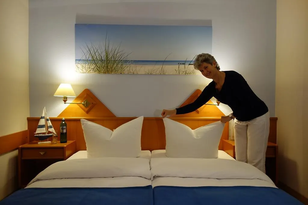Hotel Am Schwimmbad Hattersheim am Main